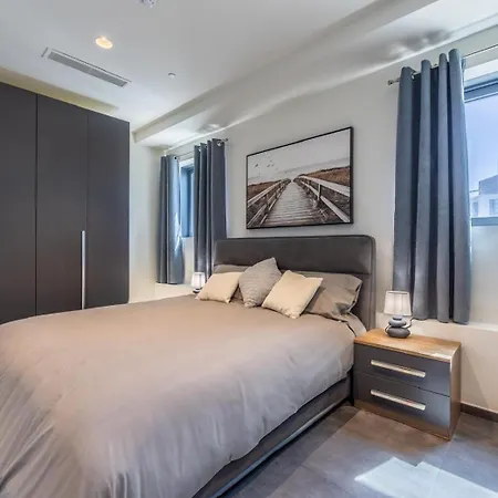 Appartamento Lux Apt With Breathtaking Views In Mercury Towers By 360 Estates San Giuliano