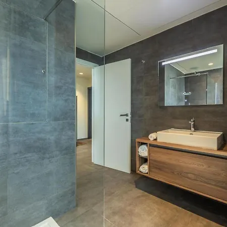 Lux Apt With Breathtaking Views In Mercury Towers By 360 Estates شقة